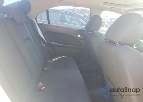 2011 Ford Fusion Se z USA, uszkodzony, nr VIN 3FAHP0HA7BR155763